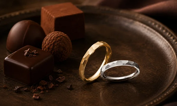 PAVEO CHOCOLAT VIALETTA（結婚指輪）