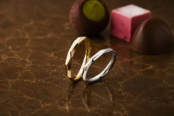 PAVEO CHOCOLAT VICOLO（結婚指輪）