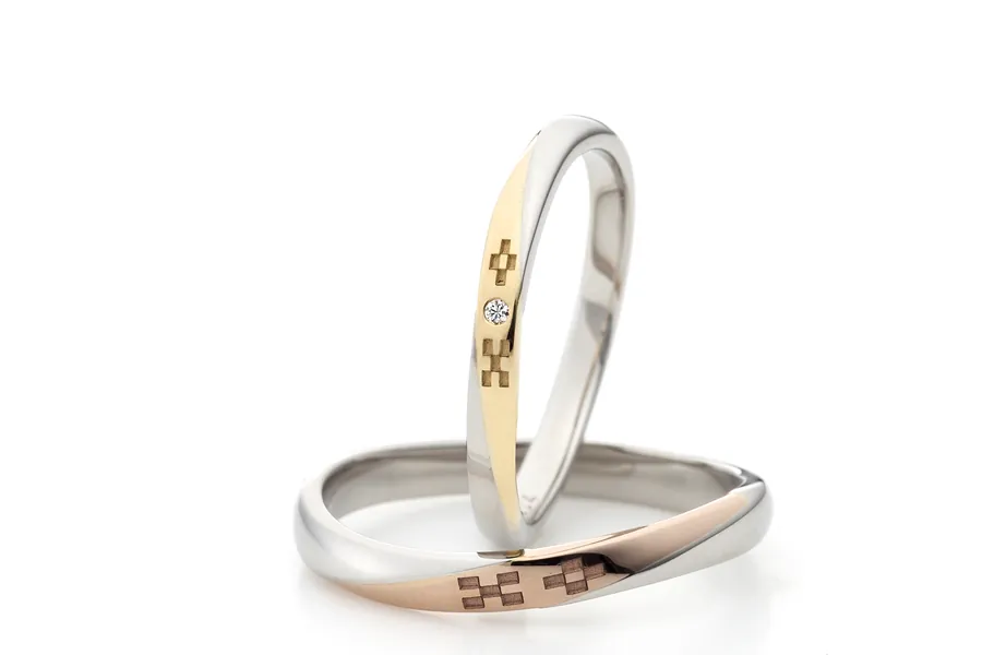 コンビモデルの結婚指輪